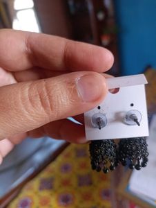 Stylish Black Jhumka Earrings