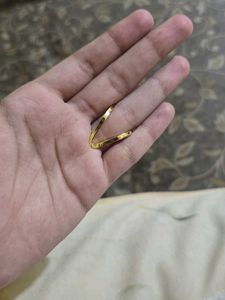 Classic V Diamond Studded Adjustable Ring 18K Gold