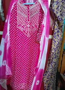 Women Kurti Pant Dupatta Set