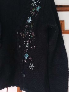 Vintage Floral Embroidered Cardigan