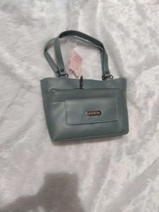 Lady Blink Handbag - Mint Green