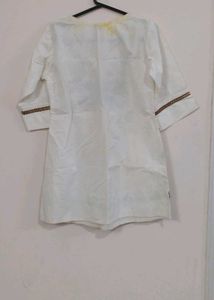 Embroidered Tunic Top