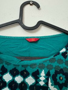 Size 6 Green W Kurti
