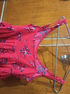 Pintresty Red Floral Sleeveless Top