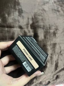 Huda Beauty Easy Bake Powder Shade Poundcake