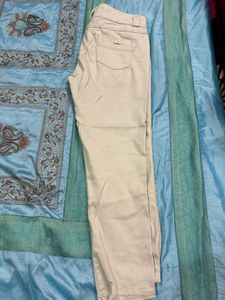 PICK ANY JEANS FOR 250/-