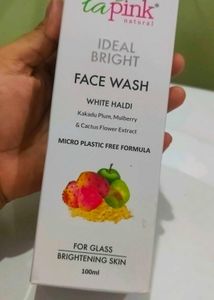 Lapink Natural Ideal Bright Face Wash