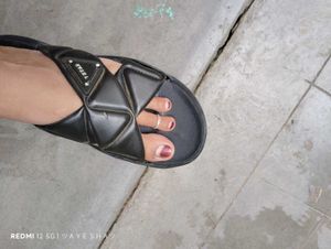 TITAN Women&#39;s Black Casual Sandals