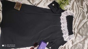 Chic Black Dress w/ Lace Collar