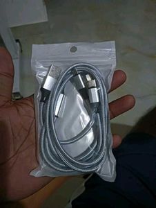 3 In 1 Charging Cable.