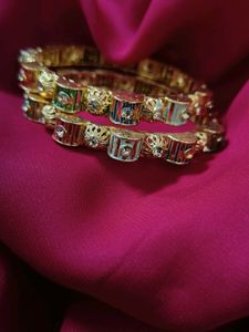 metal multicolour design bangles