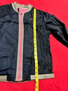 Nike Women’s Lightweight Track Jacket – Size L