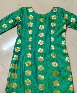 Elegant Green Floral Kurta✨
