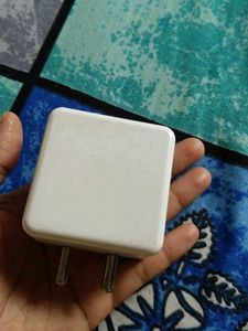 OnePlus Warp Charge 65 Adapter with original cable