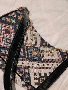 Patterned Shoulder Bag with Chain