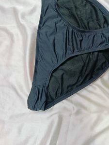 🇳🇿💫🎀Black Swimsuit Bottoms