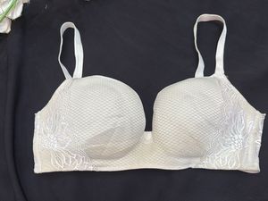 new stylish bra non paded