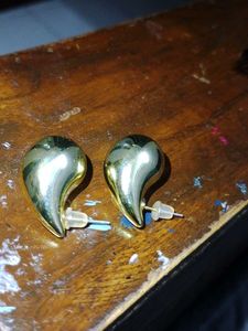 Elegant Golden Drop Earrings