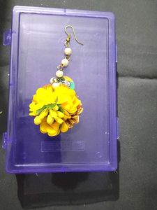 Floral Maang Tikka and Stunning Earrings