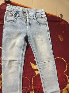 Stylish Light Wash Denim Jeans