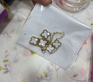 Victorian White Bracelet🎀
