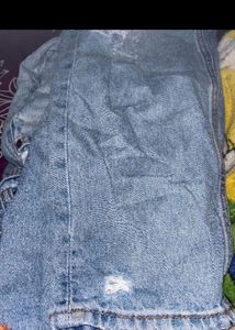 H&amp;M BRANDED RIPPED JEANS