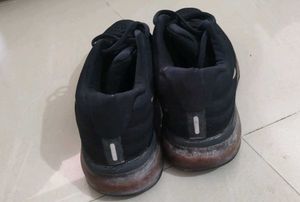 Nike Black Sneakers