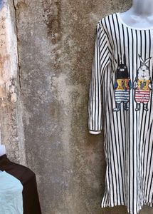 4.20.2 STRIPS CUTE DRESS