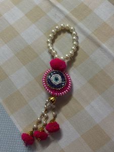 PEARL EVIL EYE HAND ACCESSORIES