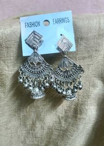 Fashion Earrings - Silver Tone
