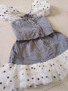 KIDS DRESS🖤🌼