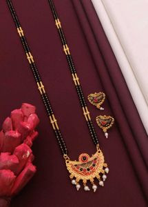 Mina Mangalsutra With Earrings