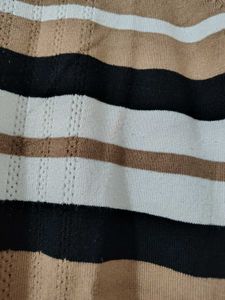 Knitted Striped Short Sleeve Top