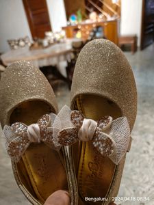 Girls Kids Golden Ballerina Sandals With Bow