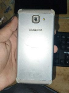 Samsung Galaxy J7max