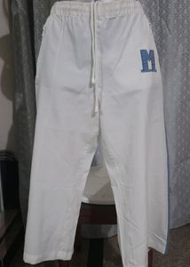 Sporty Capris, Soft & Comfy, Unused Perfect Condit