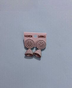 Tiny Jhumka Pair