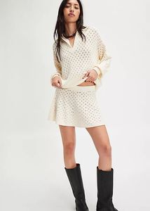 H&M eyelet detail cream long sleeves