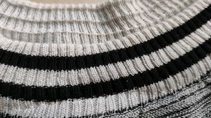 Grey And Black Crop Top From Urbanic