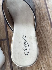 closet wedges