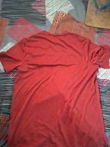 Maroon Graphic T-Shirt