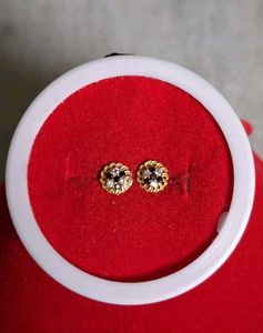 Stud Earrings Gold