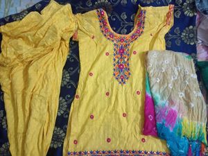 Yellow Embroidered Salwar Kameez Suit