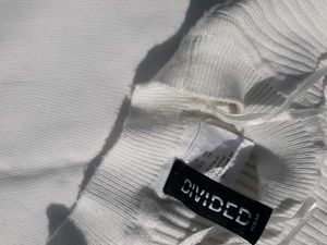 H&amp;M Fitted Top