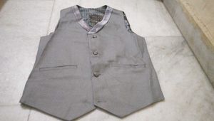 Stylish Grey Checked Suit Blazer for boys