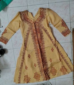 Kurta With Dupatta