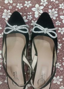🌸Black 2inch  Heels