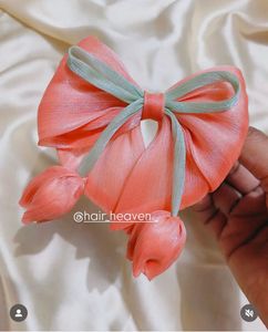 Tulip Bow Clip