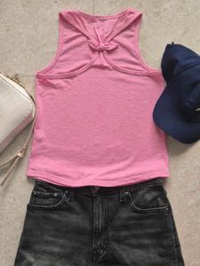 Casual Y2K Pink Tank Top With Bow