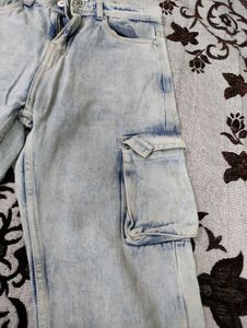 Cargo Style Light Wash Jeans